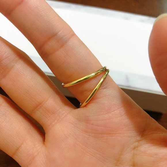 Gold Asymmetry Layered Pearl Bangle and Ring Set - Picture 4 of 6